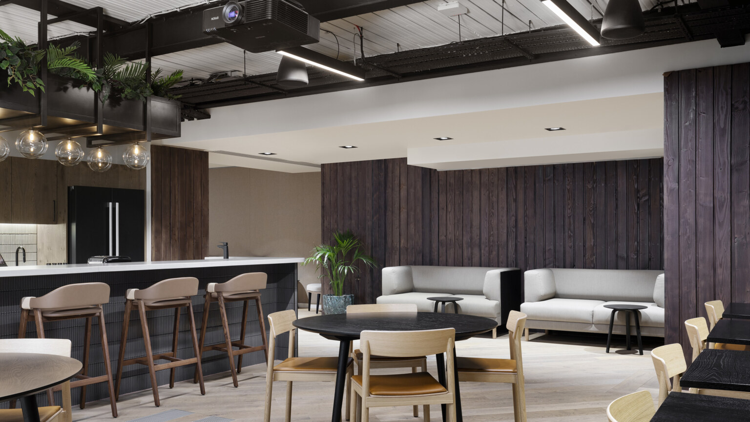 Oktra-LOW-RES-Starwood-Capital-London-005-aspect-ratio-3840-2160