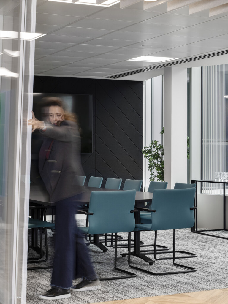 RSM-Farringdon-Office-Refurbishment-10b-aspect-ratio-1980-2640