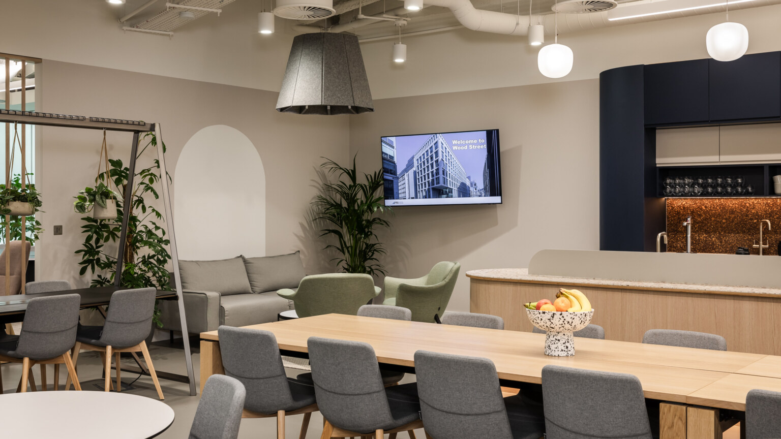Office-fit-out-for-financial-firm-PRI-14-aspect-ratio-3840-2160